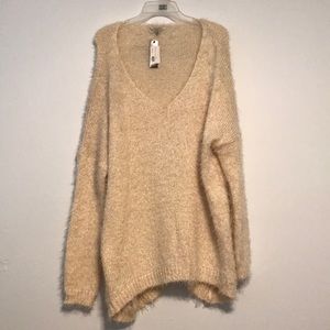 M/L Eyelash Knit Scoop Ivory